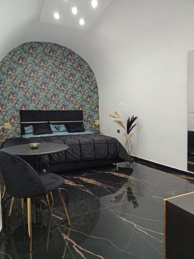 Casa Suite Del Cardinale Naples Luaran gambar